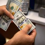 دلار چند شد؟ + جدیدترین قیمت دلار و یورو امروز شنبه ۱۷ خرداد ۱۴۰۴