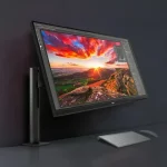 ال‌جی نمایشگر جدید 31.5 اینچی با وضوح 4K و نرخ نوسازی 60 هرتز معرفی کرد