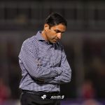 وحید هاشمیان برای دو بازی دیگر روی نیمکت پرسپولیس ابقا شد