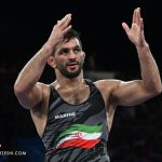 ویدیو| یزدانی در اوج فشار، دل‌ها را برد؛ هدیه‌ ویژه به نوجوانان هوادار